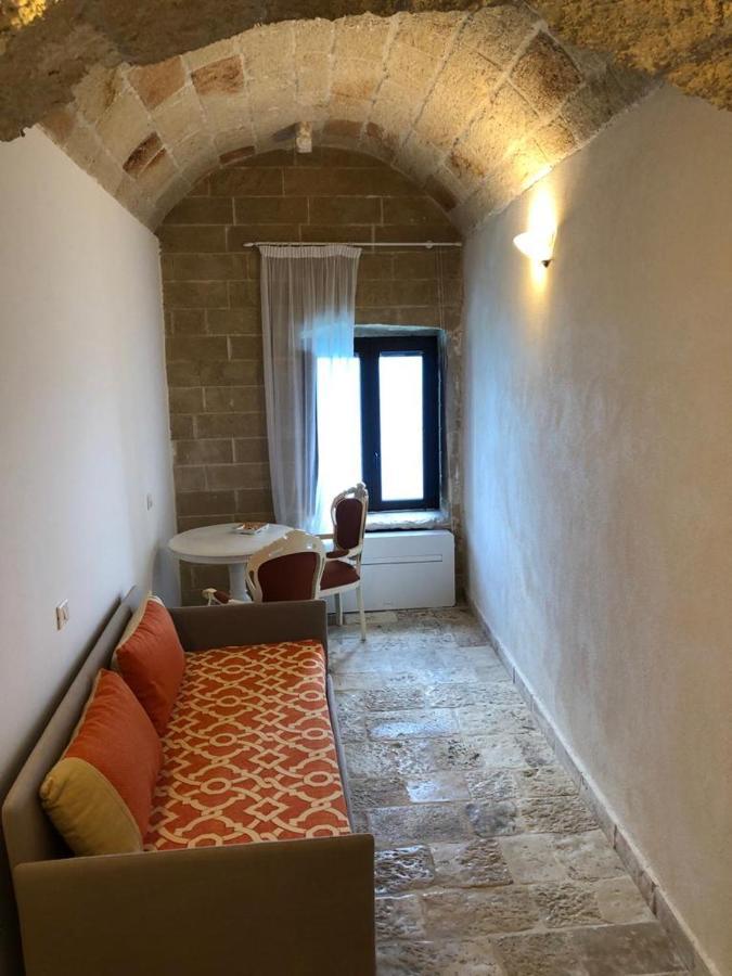 La Torretta Del Senatore Полиняно а Маре Екстериор снимка